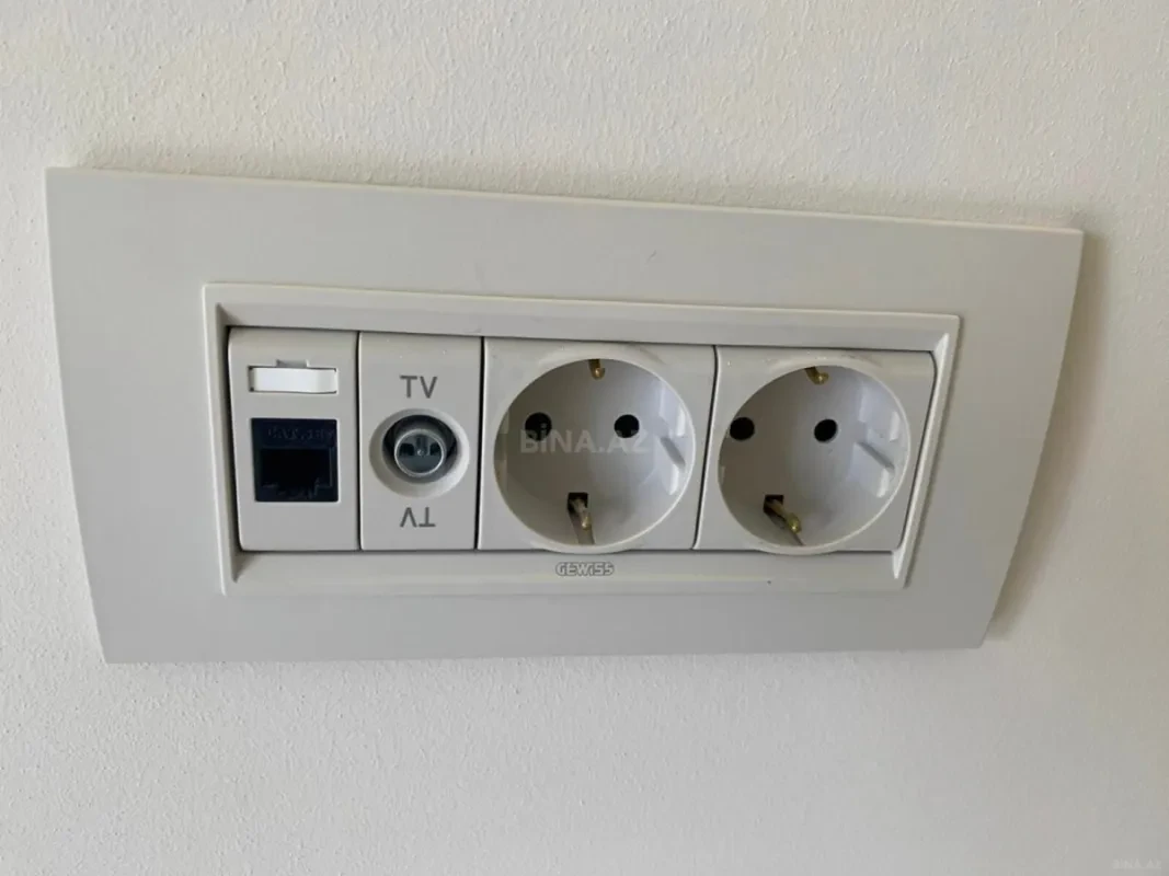 Satılır 2 otaqlı mənzil 68.3 m²