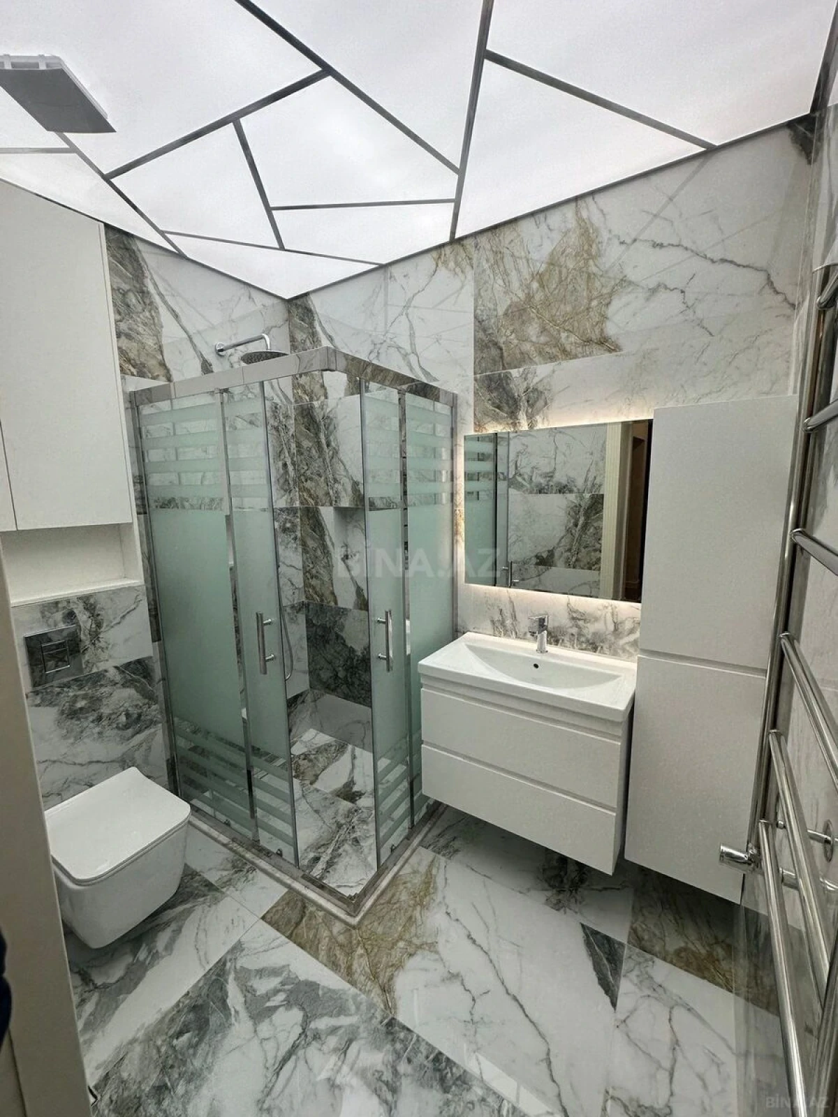 Satılır 2 otaqlı mənzil 68.3 m²