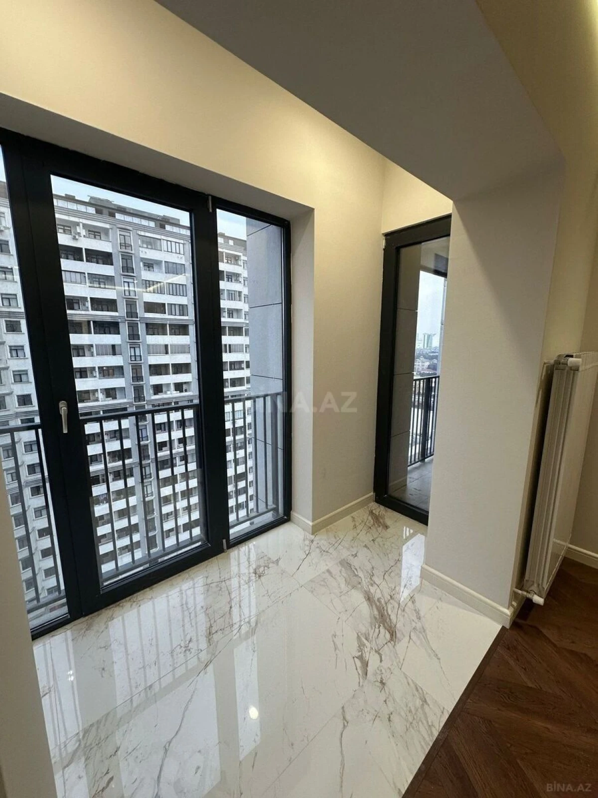 Satılır 2 otaqlı mənzil 68.3 m²