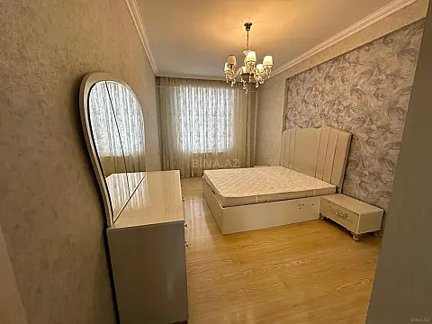 Kirayə verilir 2 otaqlı mənzil 60 m²