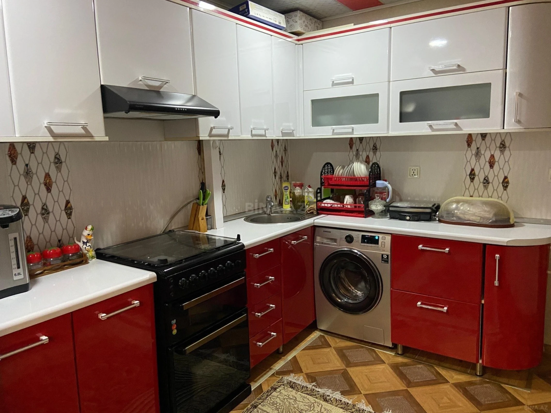 Satılır 2 otaqlı mənzil 60 m²