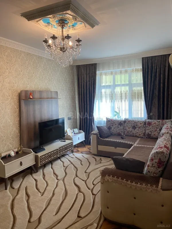 Satılır 2 otaqlı mənzil 60 m²