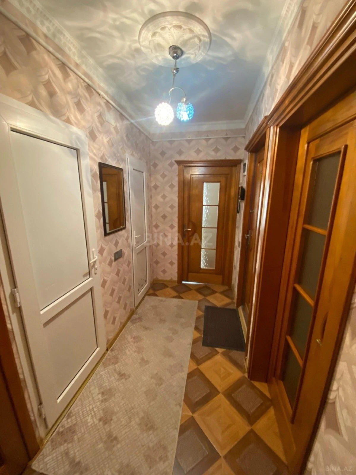 Satılır 2 otaqlı mənzil 60 m²