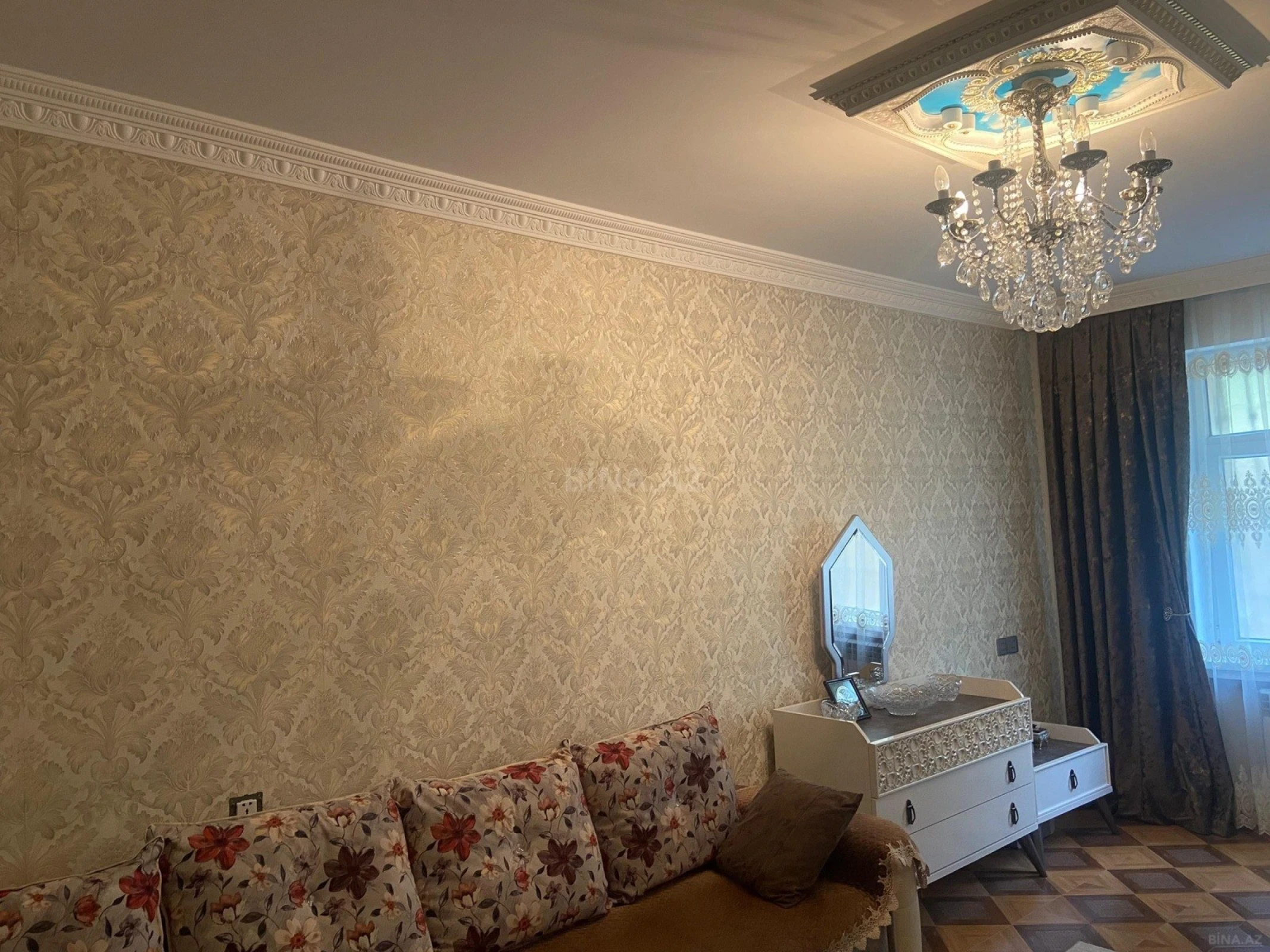 Satılır 2 otaqlı mənzil 60 m²