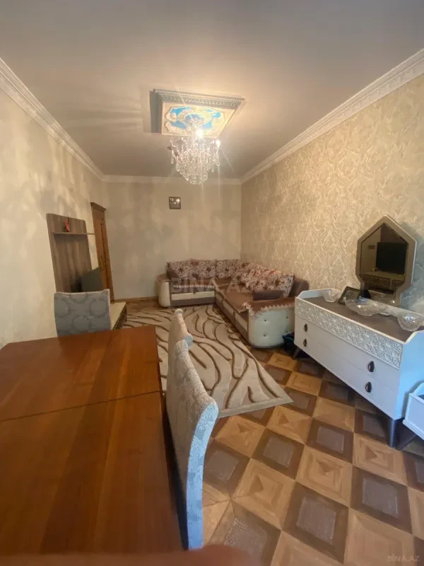 Satılır 2 otaqlı mənzil 60 m²