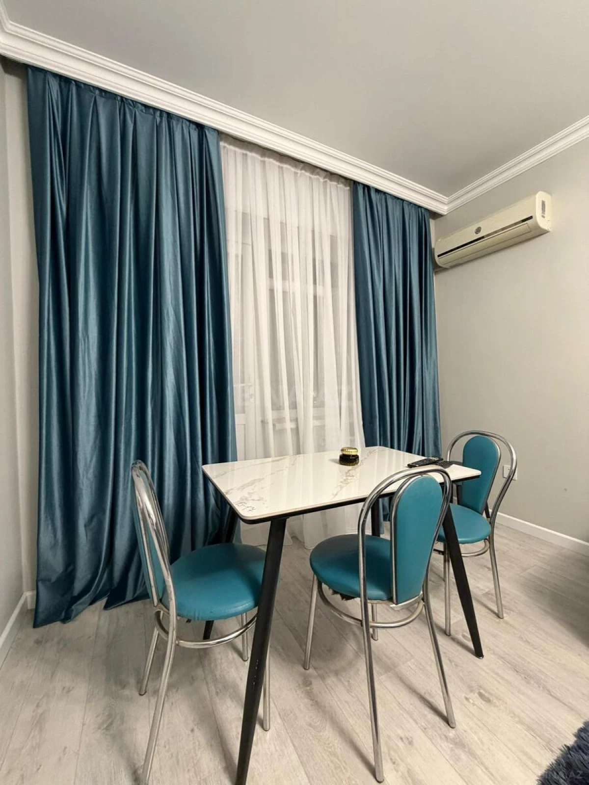 Kirayə verilir 2 otaqlı mənzil 50 m²