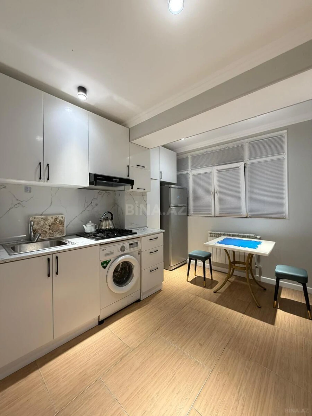 Kirayə verilir 2 otaqlı mənzil 50 m²