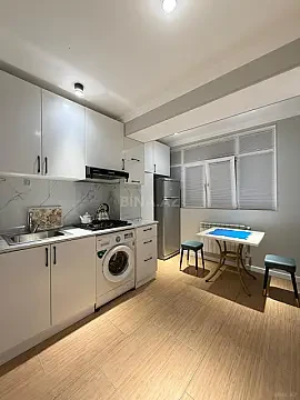 Kirayə verilir 2 otaqlı mənzil 50 m²