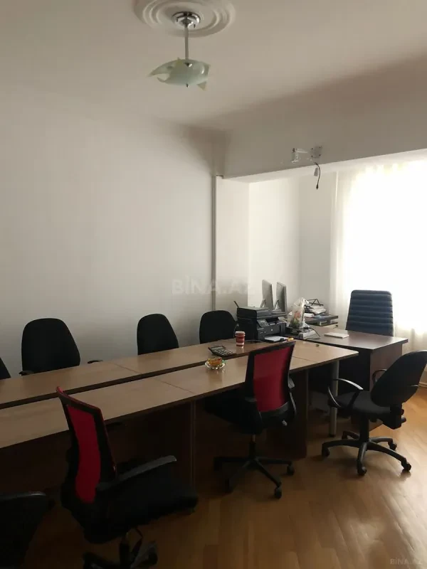 Kirayə verilir 3 otaqlı ofis 150 m²