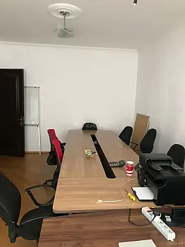 Kirayə verilir 3 otaqlı ofis 150 m²