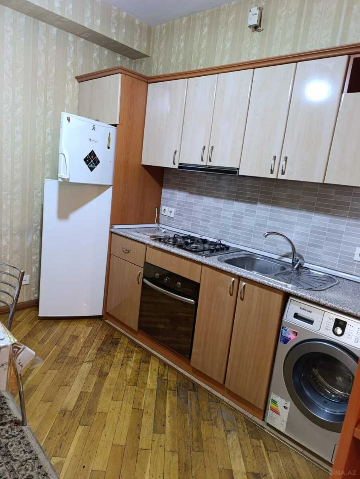 Kirayə verilir 3 otaqlı mənzil 90 m²