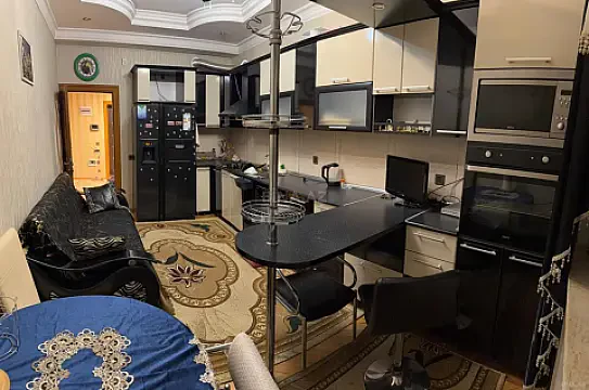 Kirayə verilir 3 otaqlı mənzil 110 m²