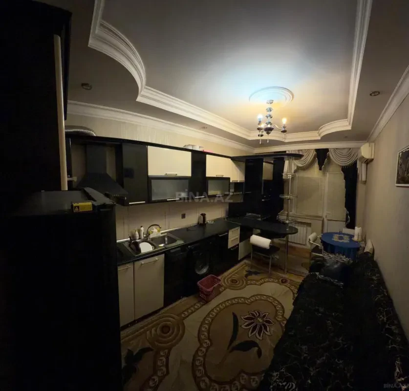 Kirayə verilir 3 otaqlı mənzil 110 m²