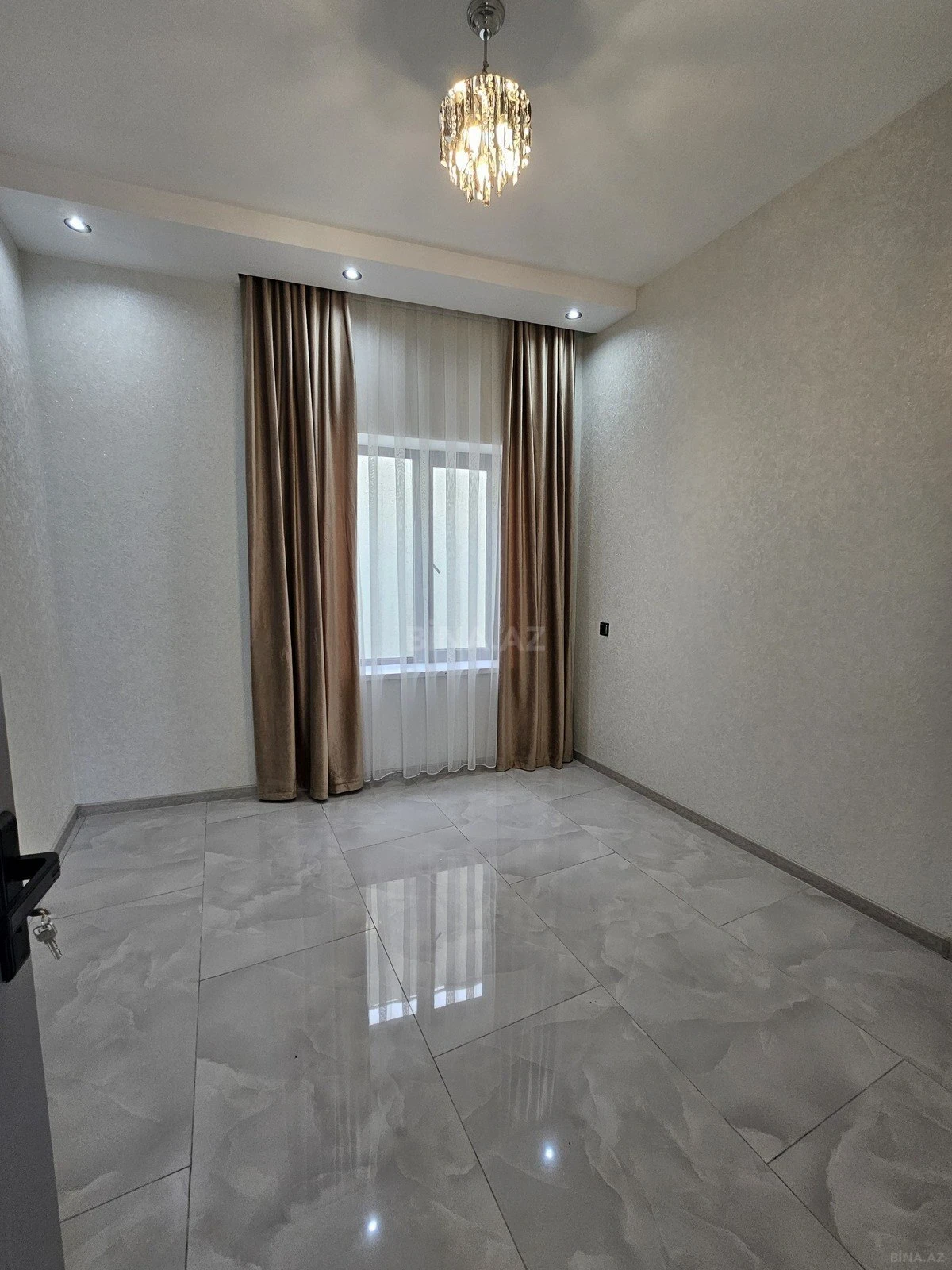Satılır 3 otaqlı həyət evi 90 m²