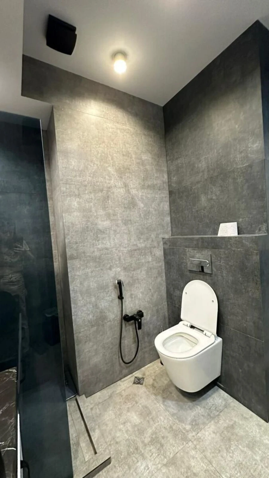 Kirayə verilir 2 otaqlı mənzil 80 m²
