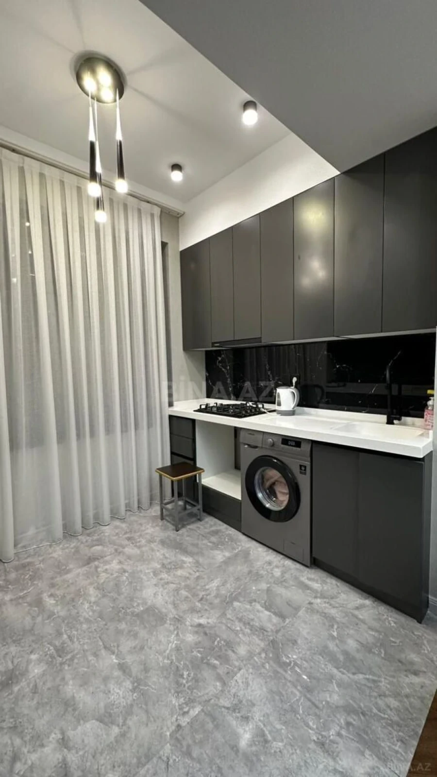 Kirayə verilir 2 otaqlı mənzil 80 m²
