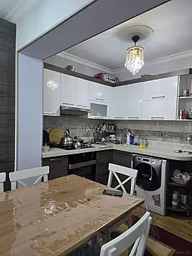 Satılır 3 otaqlı mənzil 65 m²
