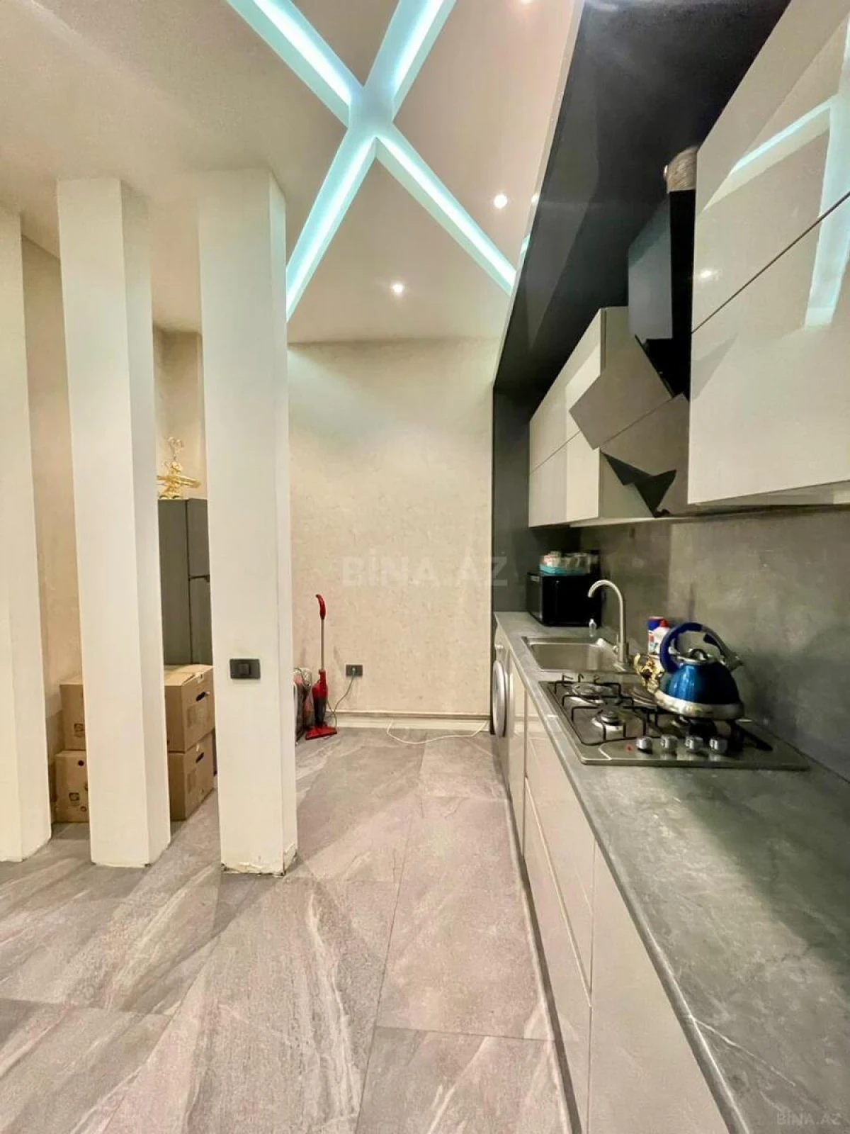 Kirayə verilir 2 otaqlı mənzil 70 m²