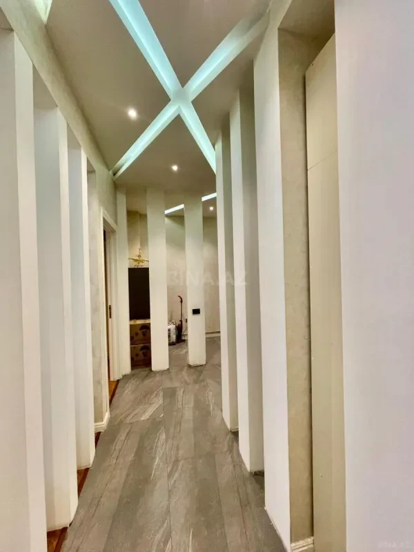 Kirayə verilir 2 otaqlı mənzil 70 m²