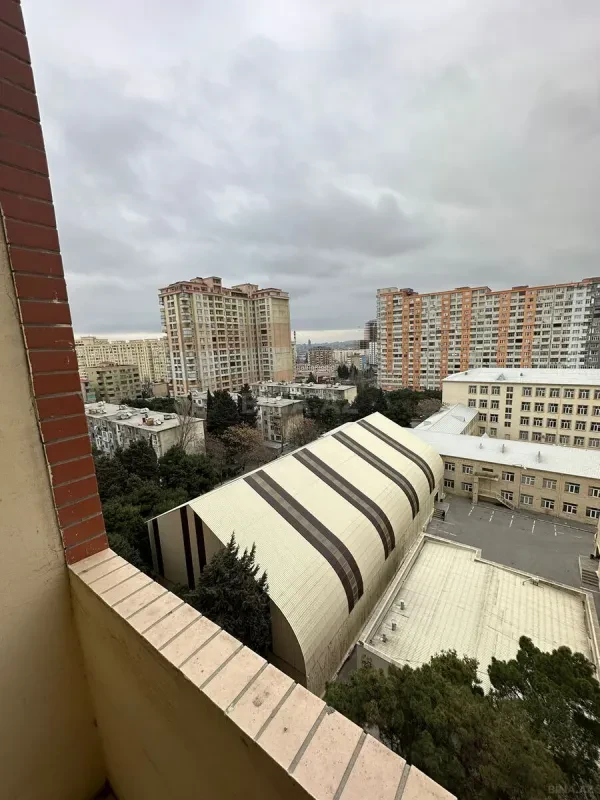 Kirayə verilir 2 otaqlı mənzil 70 m²