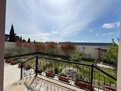 Satılır 2 otaqlı həyət evi 105 m² — Bakı, Novxanı 2 otaq 105.00 m²