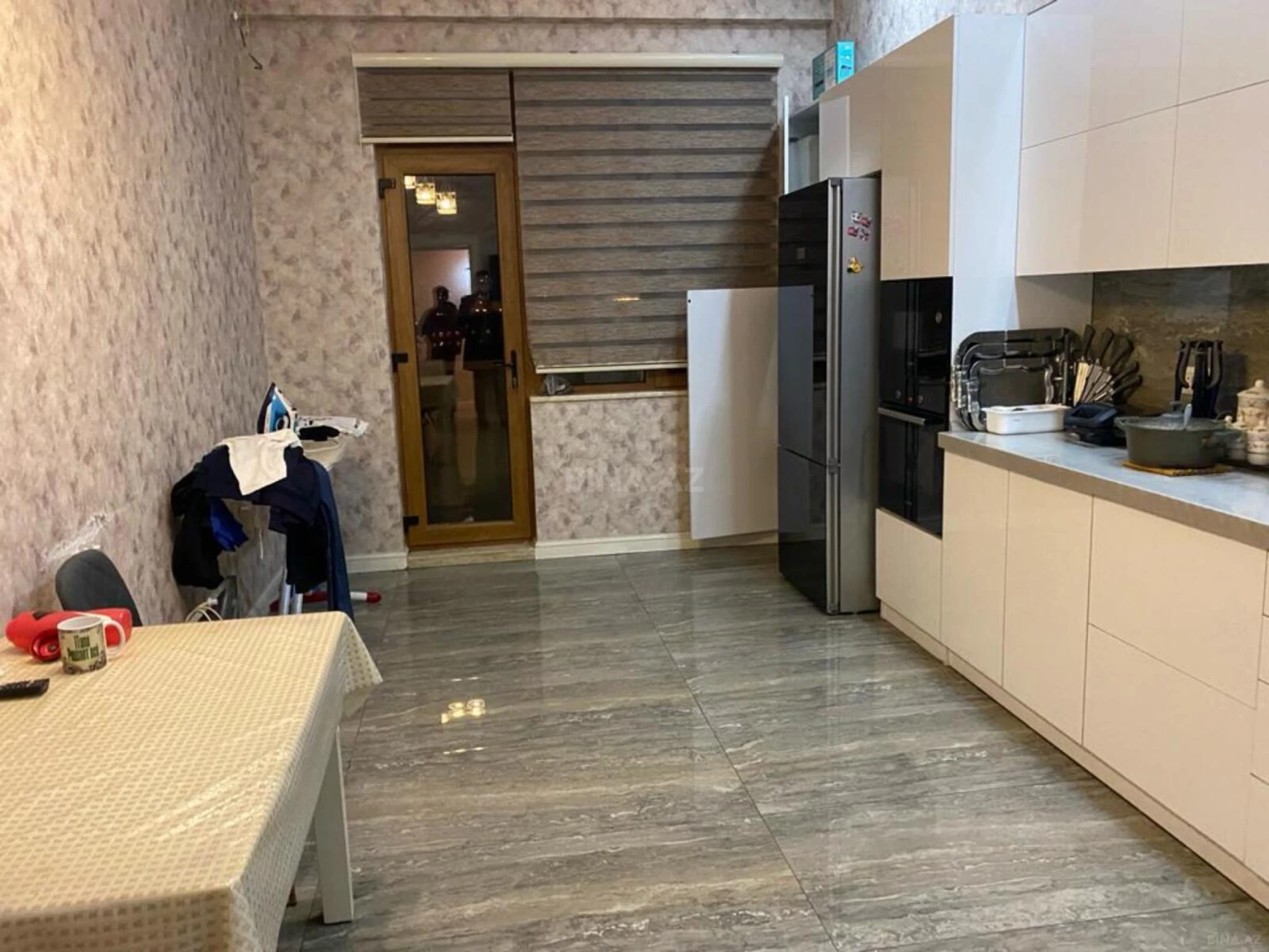Kirayə verilir 3 otaqlı mənzil 138 m²