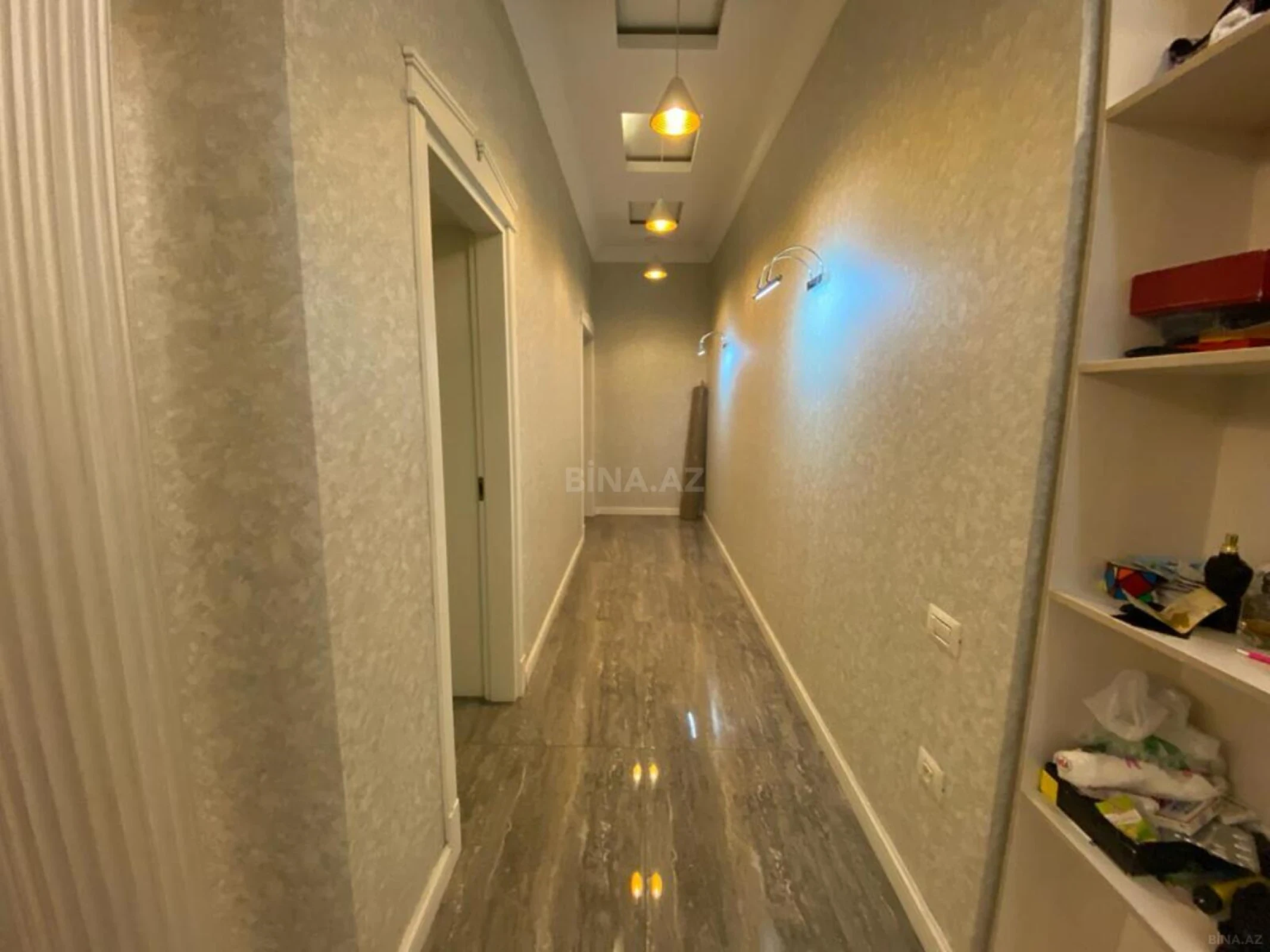 Kirayə verilir 3 otaqlı mənzil 138 m²