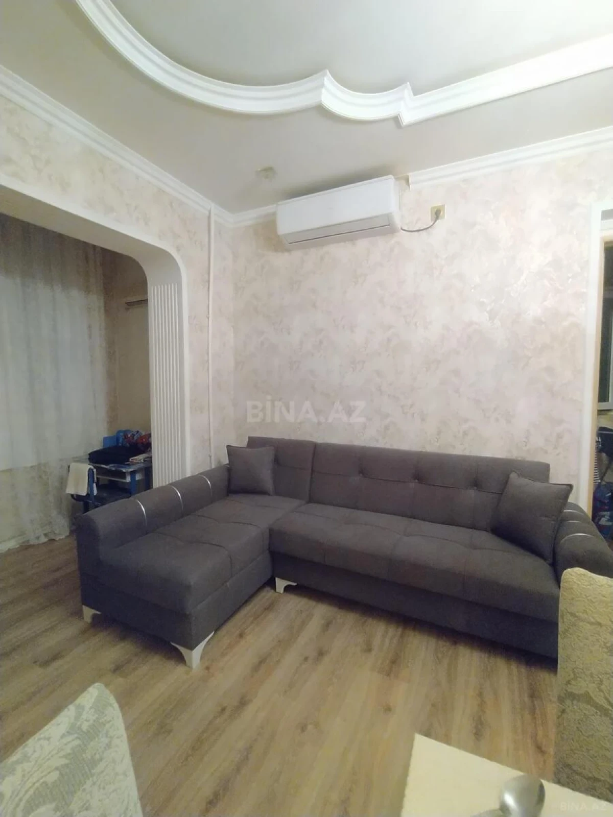 Kirayə verilir 2 otaqlı mənzil 70 m²