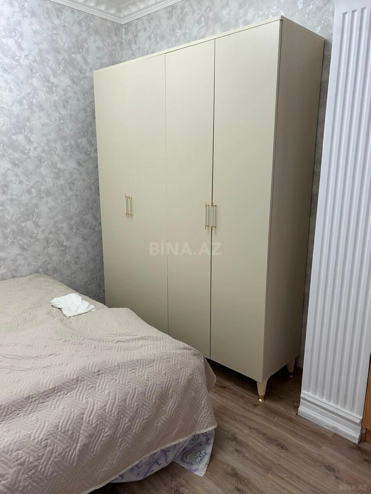 Kirayə verilir 2 otaqlı mənzil 70 m²