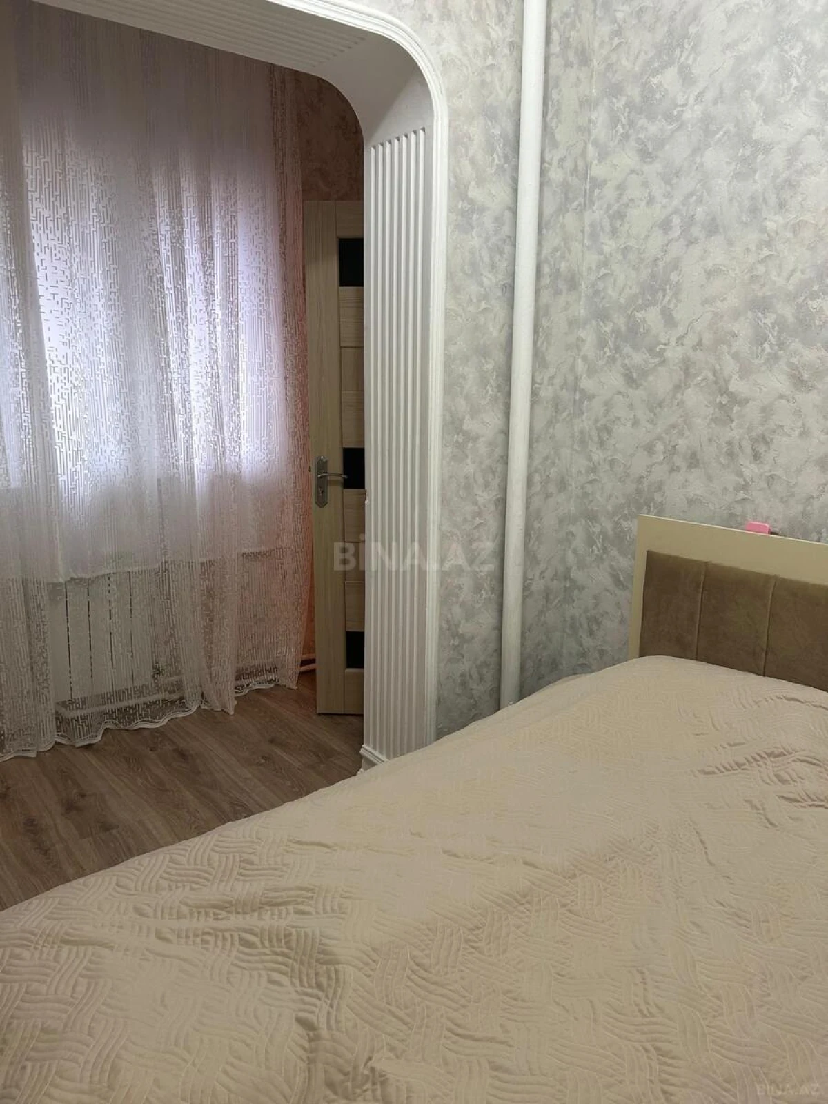Kirayə verilir 2 otaqlı mənzil 70 m²