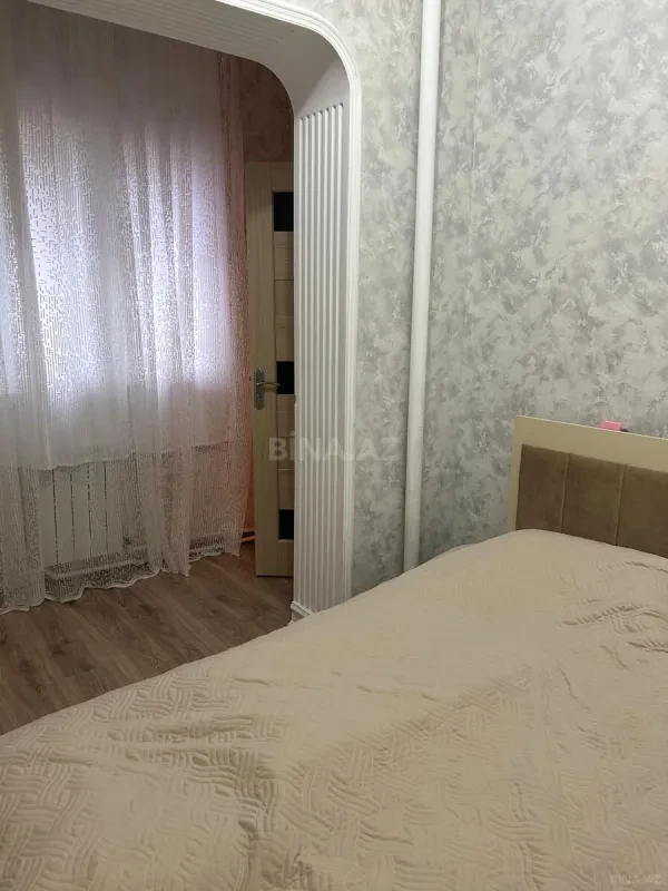 Kirayə verilir 2 otaqlı mənzil 70 m²
