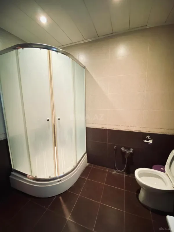 Kirayə verilir 2 otaqlı mənzil 90 m²
