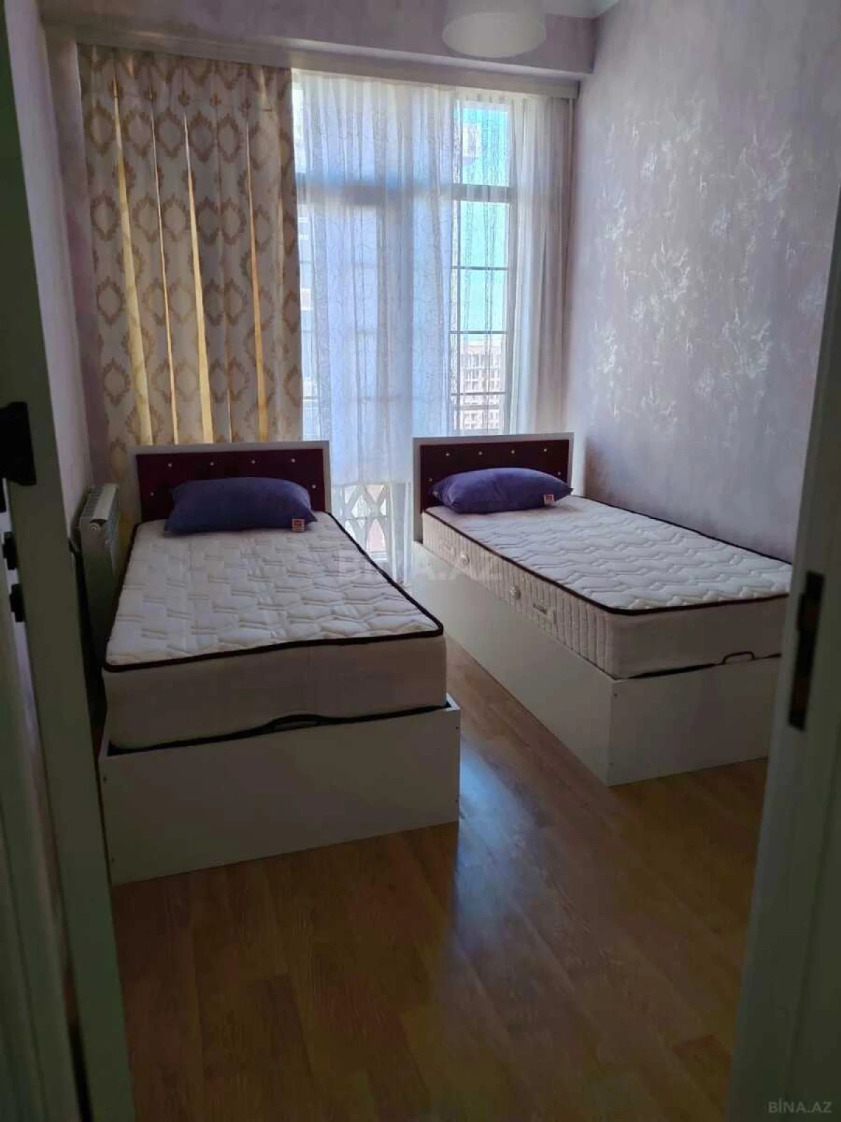 Kirayə verilir 3 otaqlı mənzil 105 m²