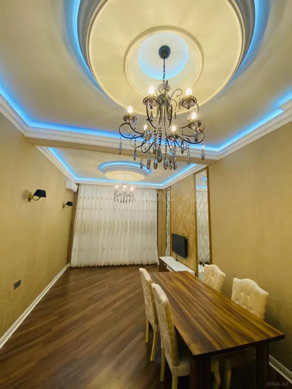 Kirayə verilir 2 otaqlı mənzil 80 m²