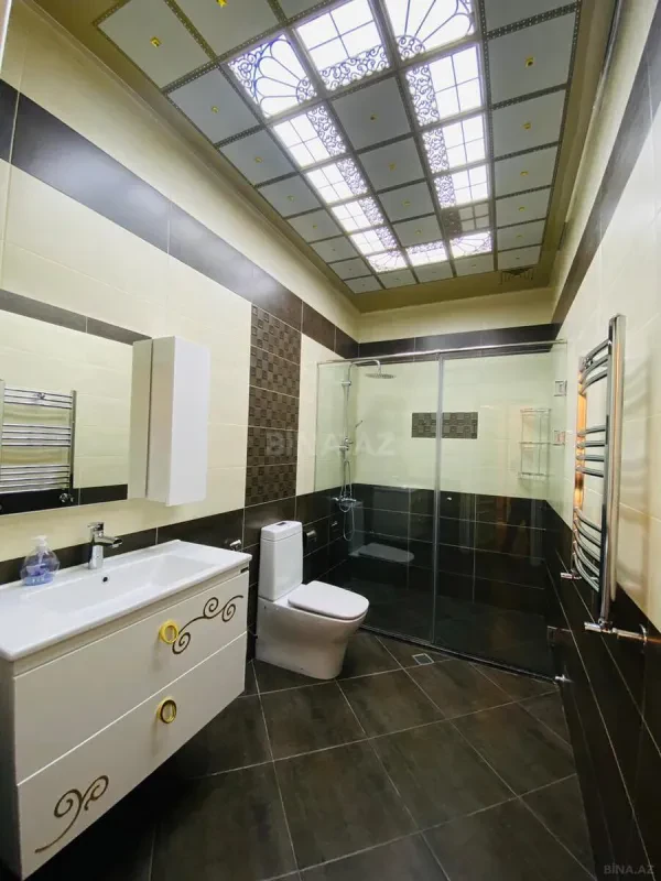 Kirayə verilir 2 otaqlı mənzil 80 m²
