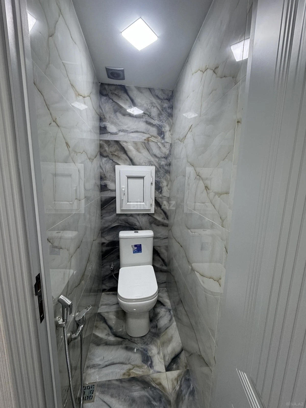 Satılır 2 otaqlı mənzil 43 m²