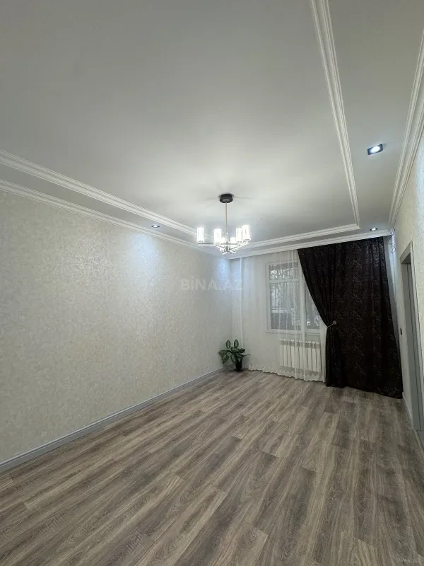 Satılır 2 otaqlı mənzil 43 m²
