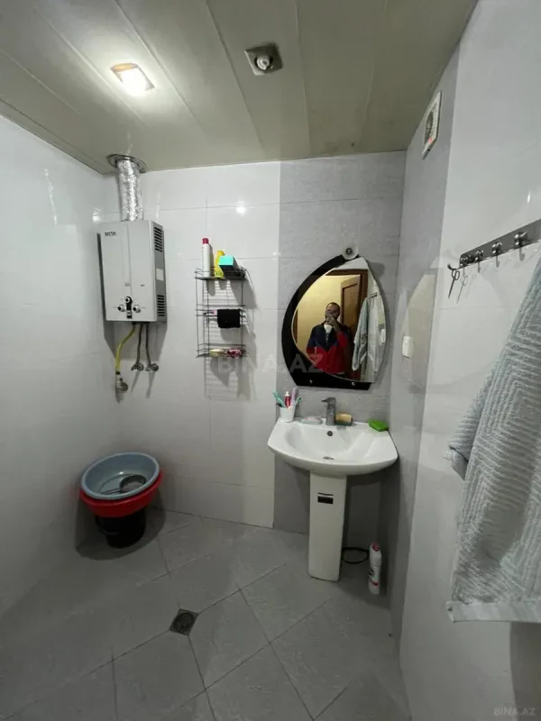 Satılır 4 otaqlı mənzil 110 m²