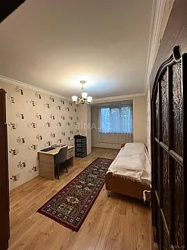 Satılır 4 otaqlı mənzil 110 m²