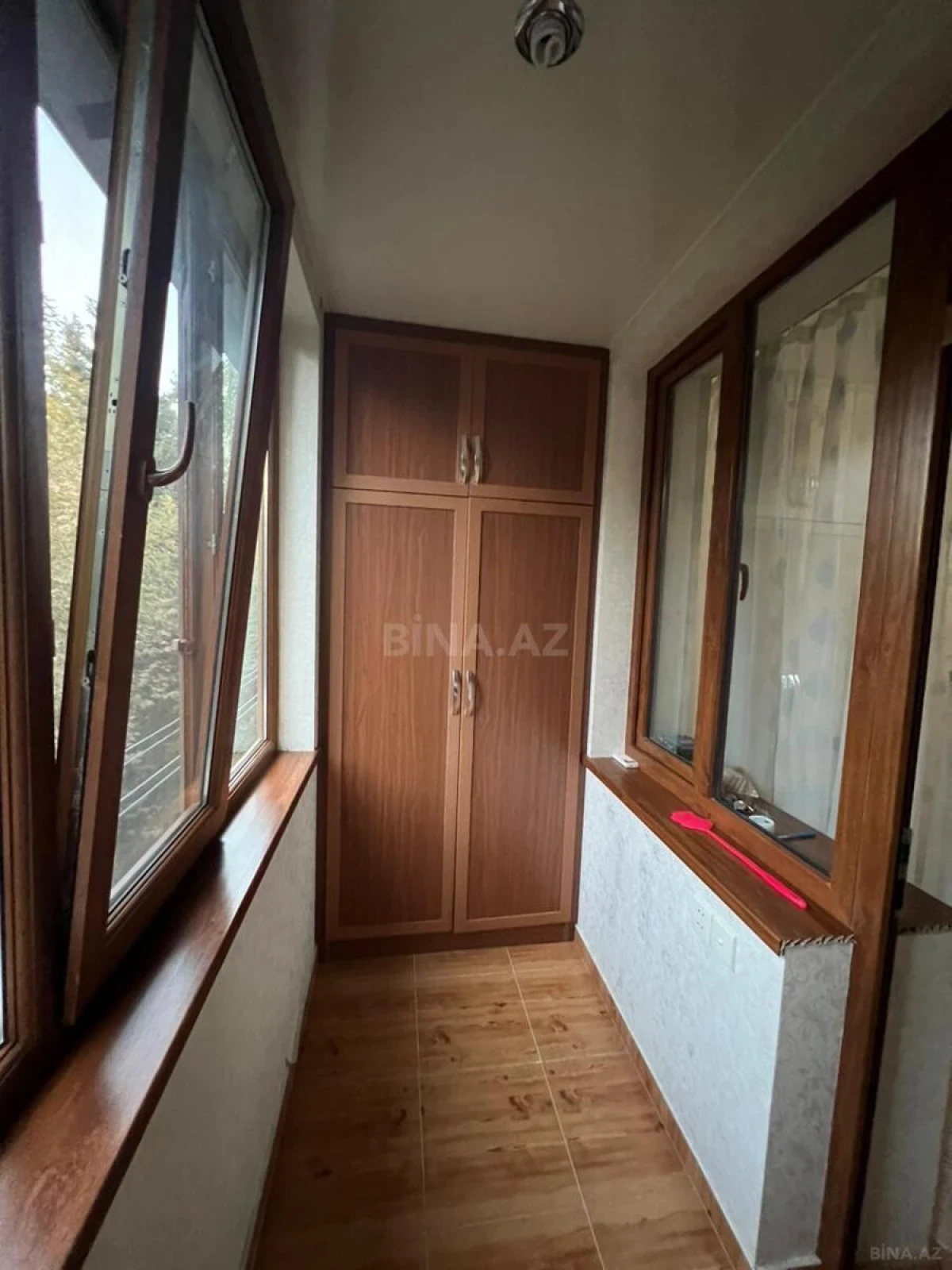 Satılır 4 otaqlı mənzil 110 m²