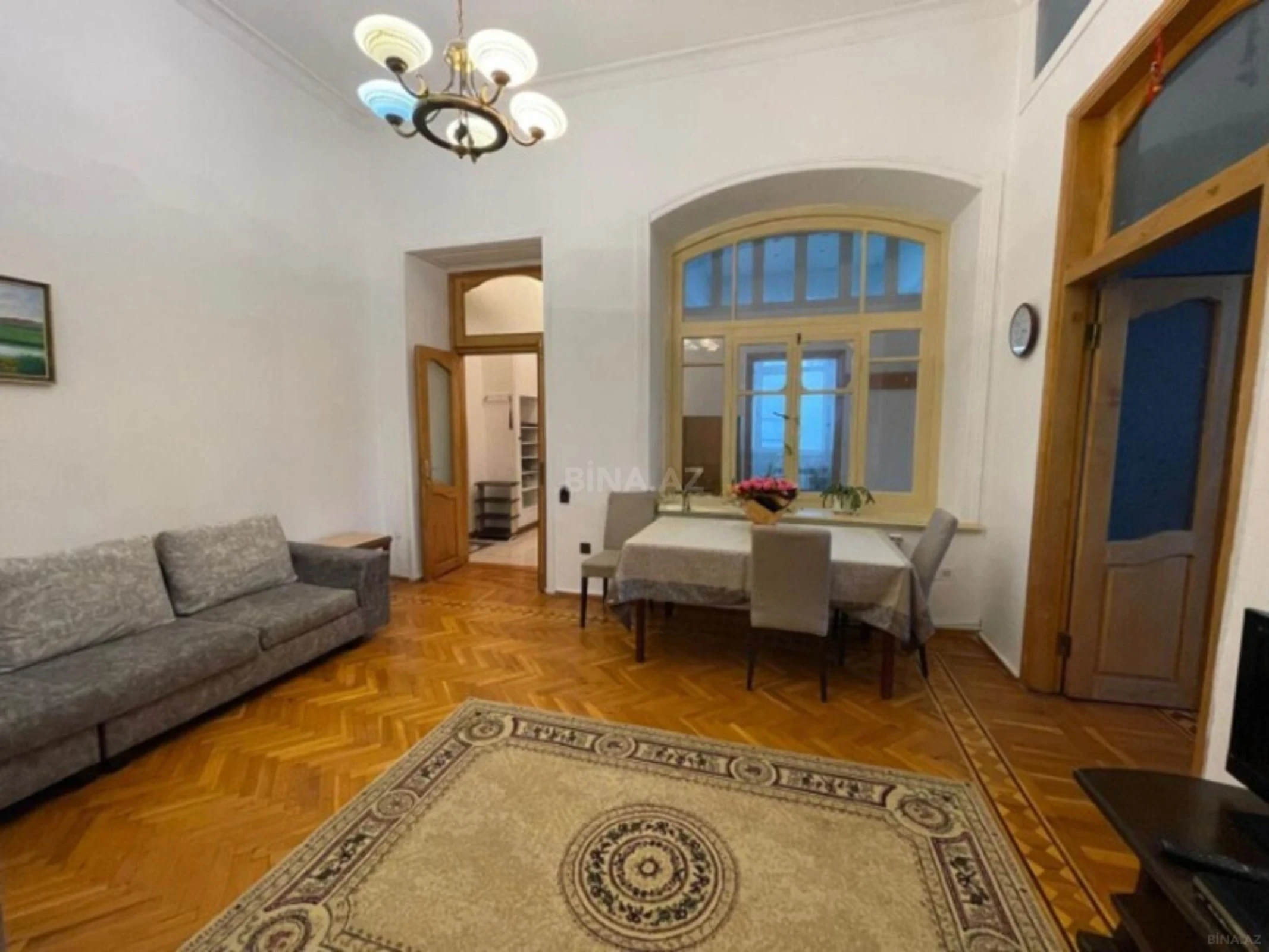 Kirayə verilir 3 otaqlı mənzil 85 m²