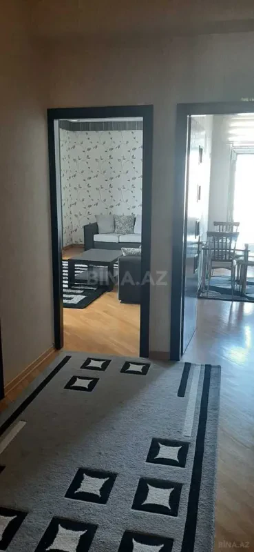 Kirayə verilir 2 otaqlı mənzil 100 m²