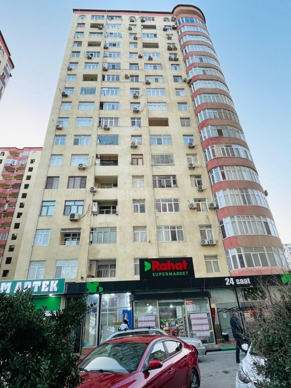 Satılır 3 otaqlı mənzil 104 m²