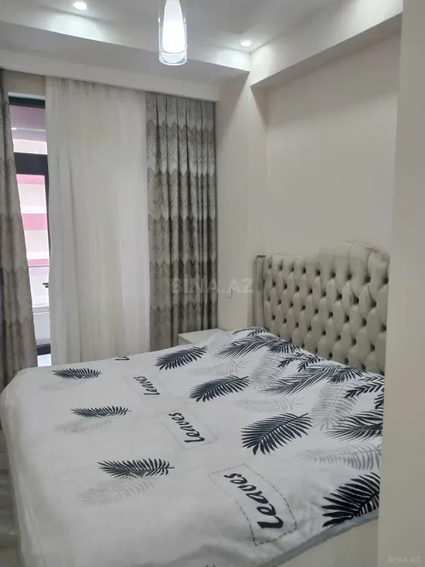 Kirayə verilir 2 otaqlı mənzil 70 m²