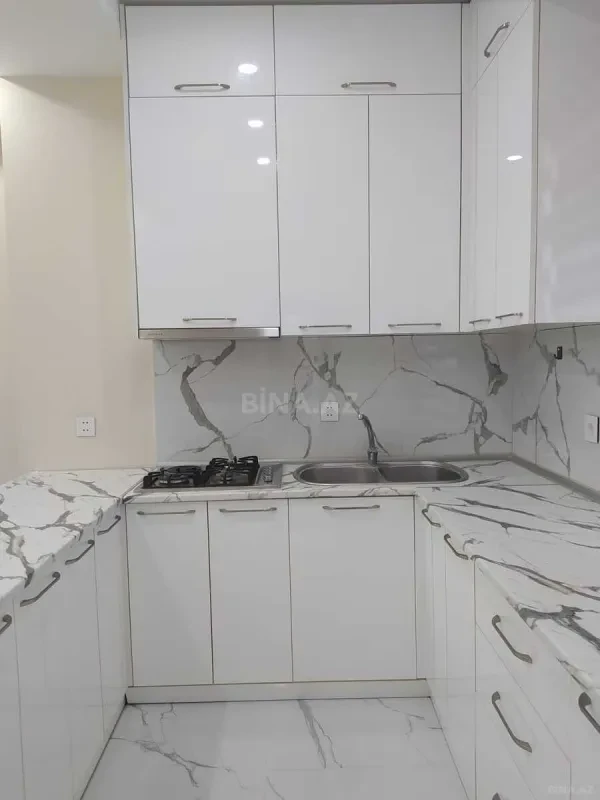Kirayə verilir 2 otaqlı mənzil 70 m²