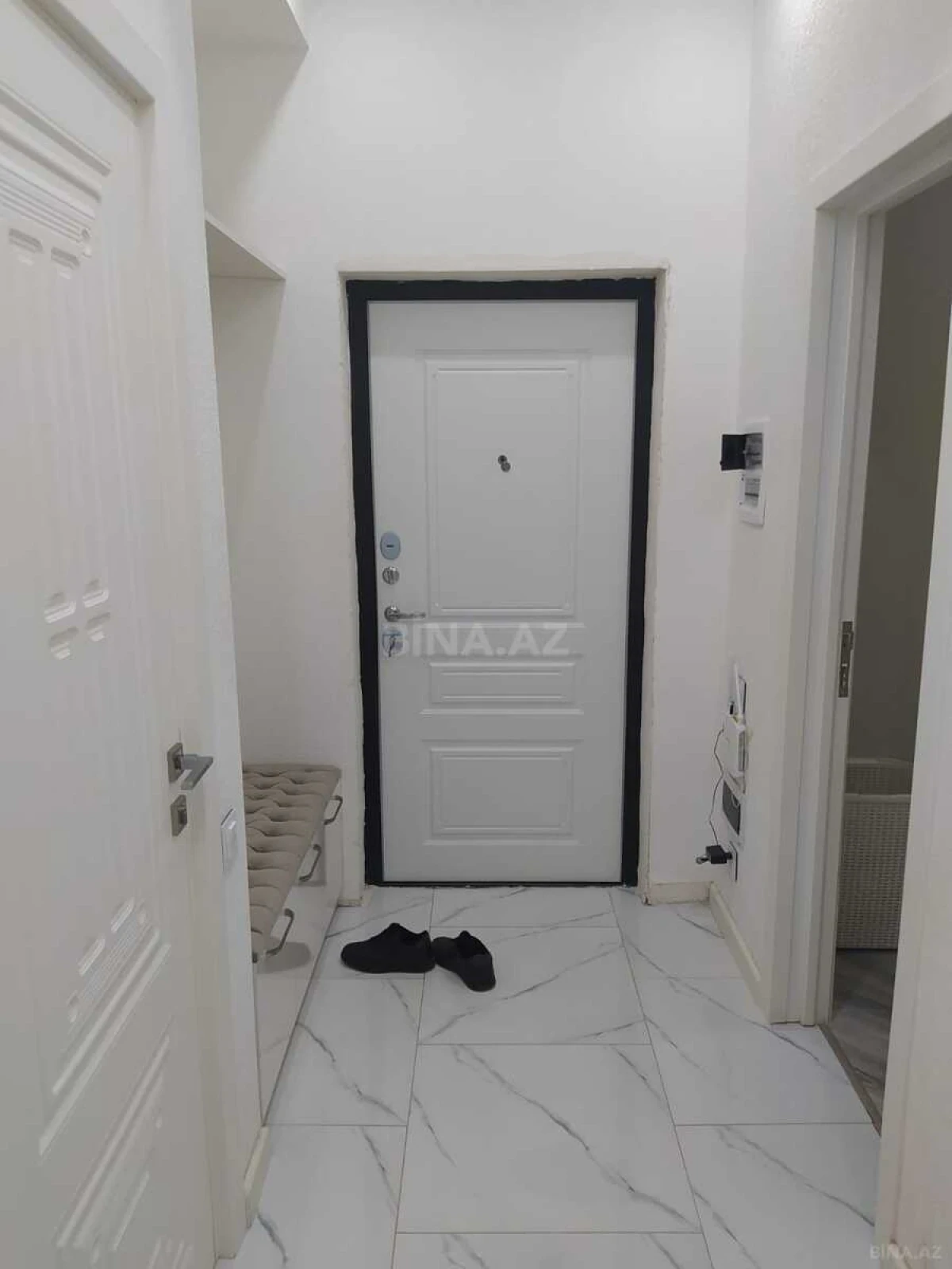 Kirayə verilir 2 otaqlı mənzil 70 m²