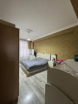 Satılır 3 otaqlı mənzil 104 m²
