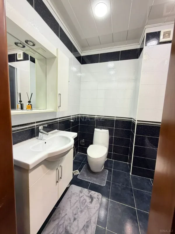 Kirayə verilir 3 otaqlı mənzil 145 m²