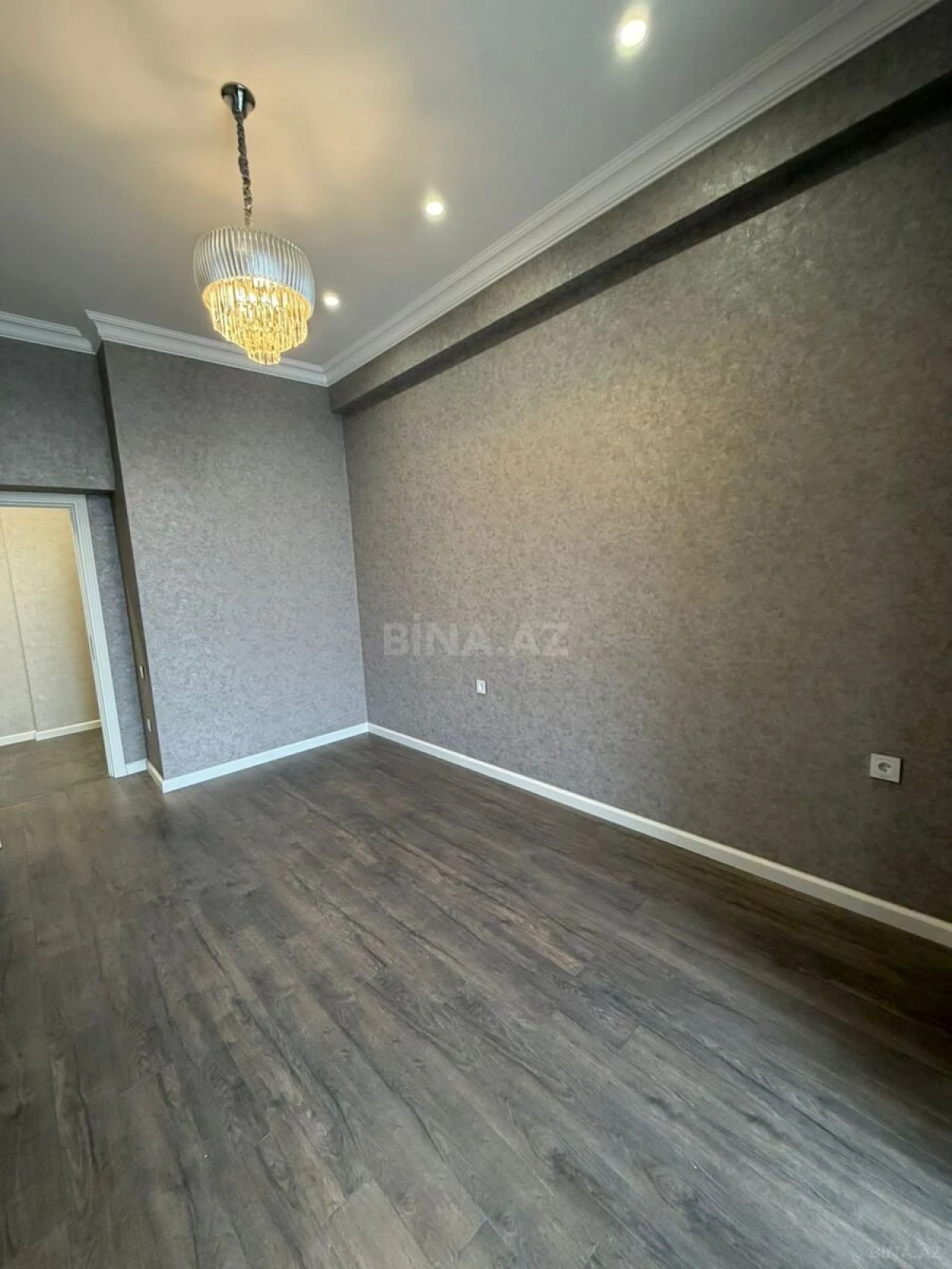 Satılır 2 otaqlı mənzil 60 m²