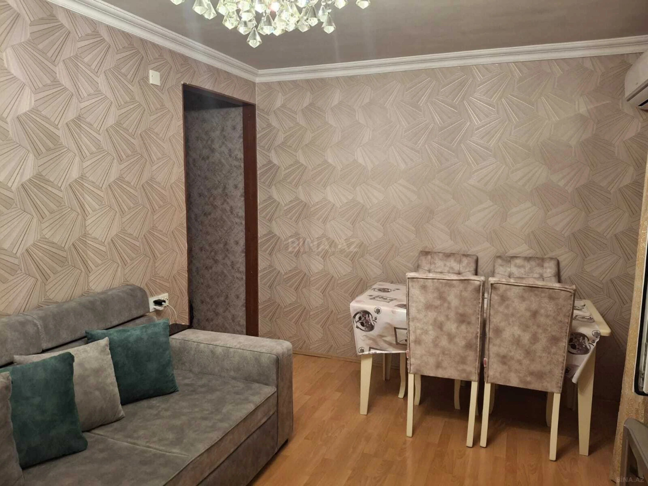 Satılır 2 otaqlı mənzil 35 m²